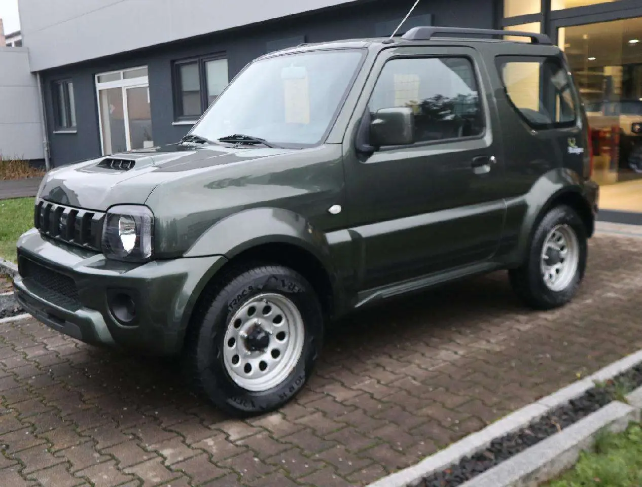 Photo 1 : Suzuki Jimny 2015 Essence