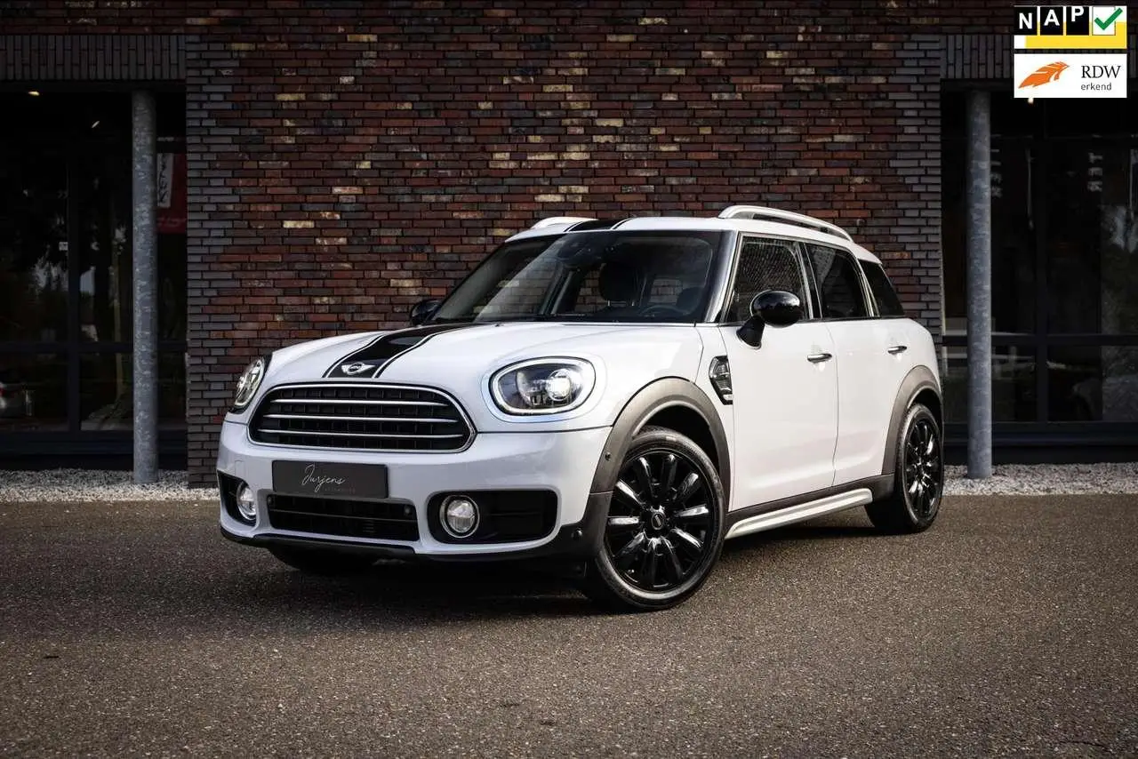 Photo 1 : Mini Cooper 2017 Petrol