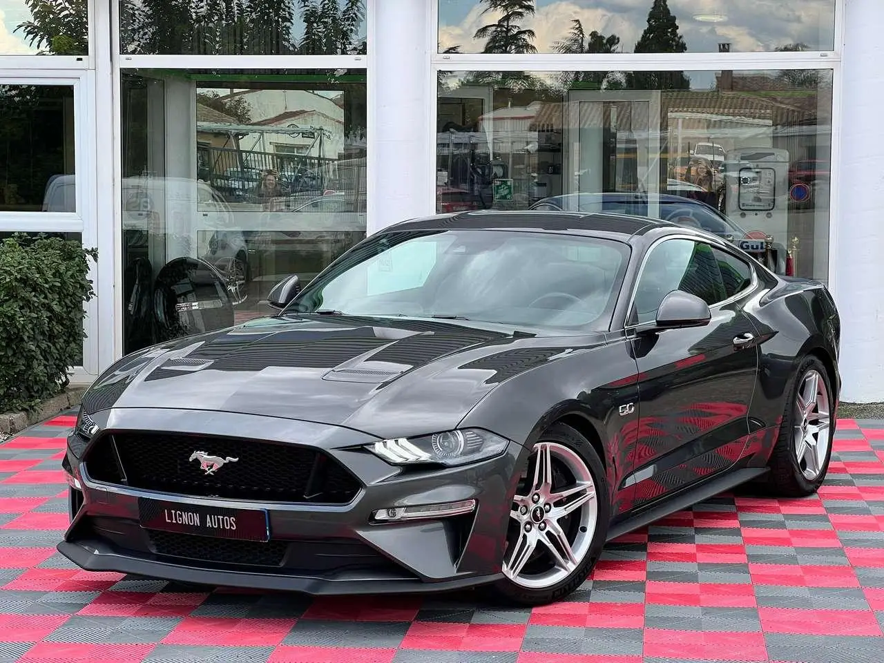 Photo 1 : Ford Mustang 2019 Petrol