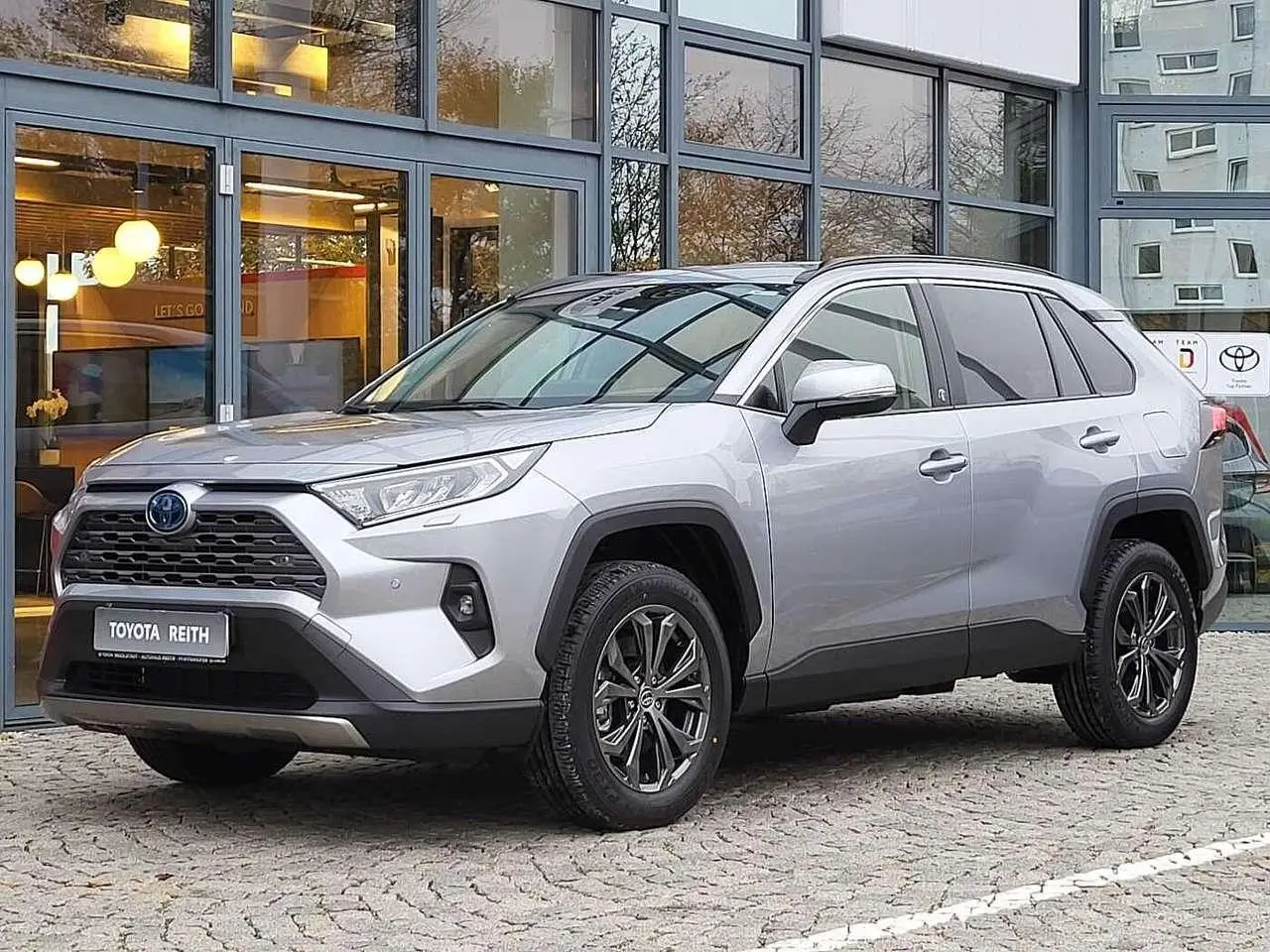 Photo 1 : Toyota Rav4 2024 Hybrid