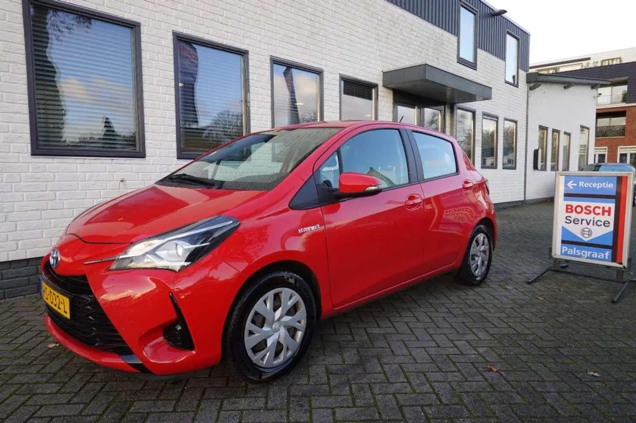 Photo 1 : Toyota Yaris 2018 Hybride