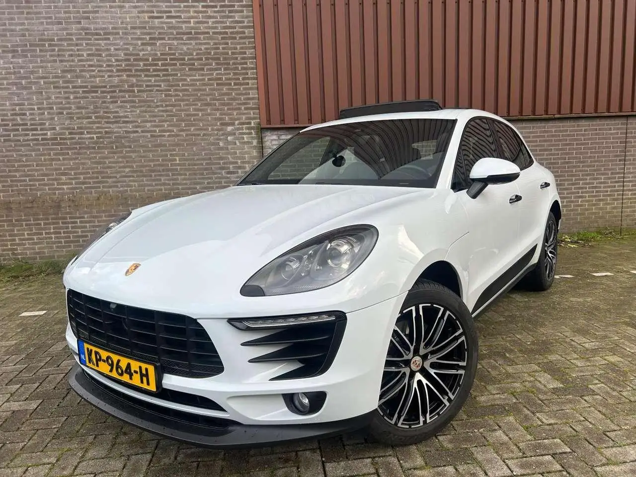 Photo 1 : Porsche Macan 2016 Petrol