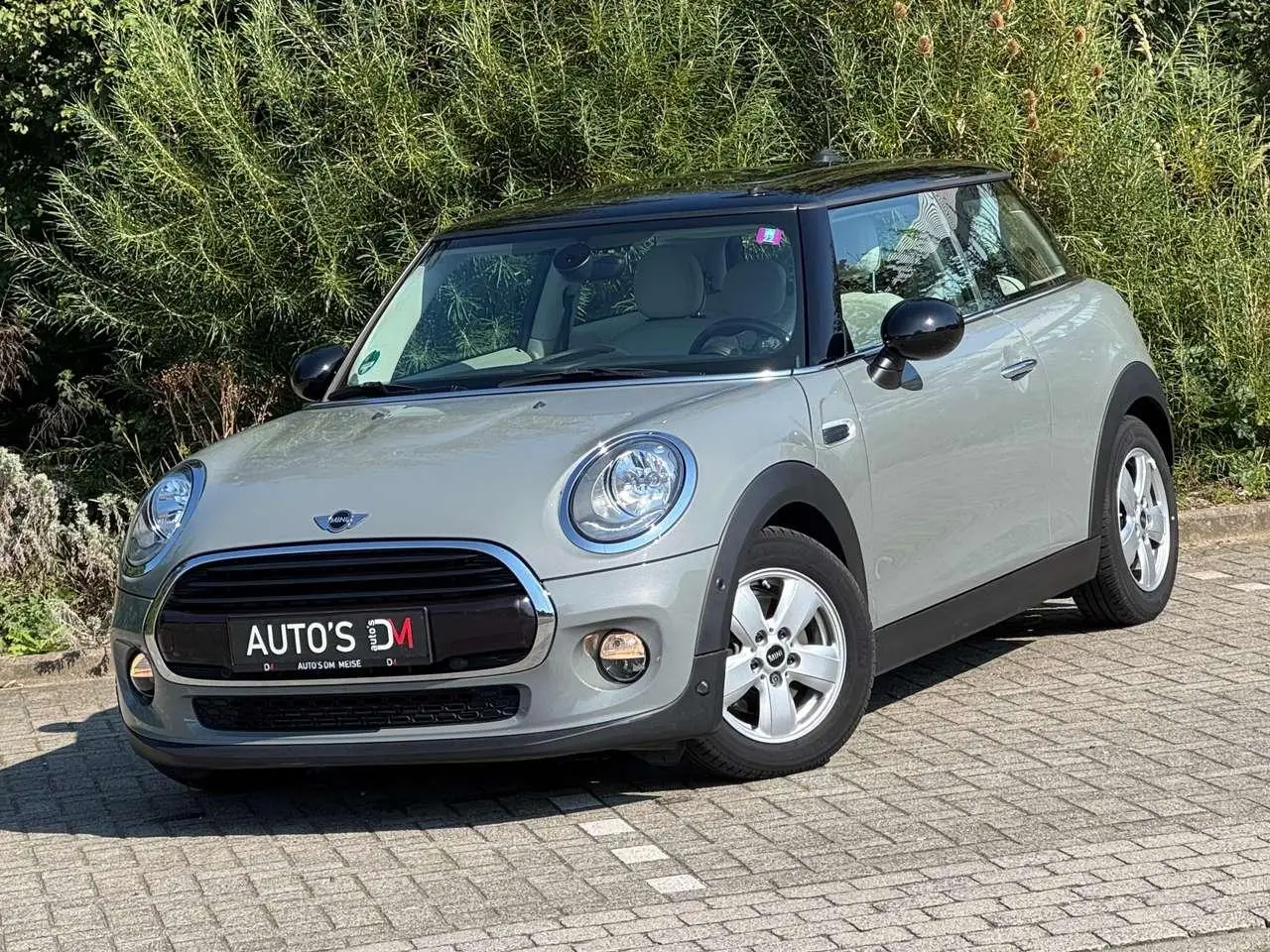 Photo 1 : Mini Cooper 2018 Petrol