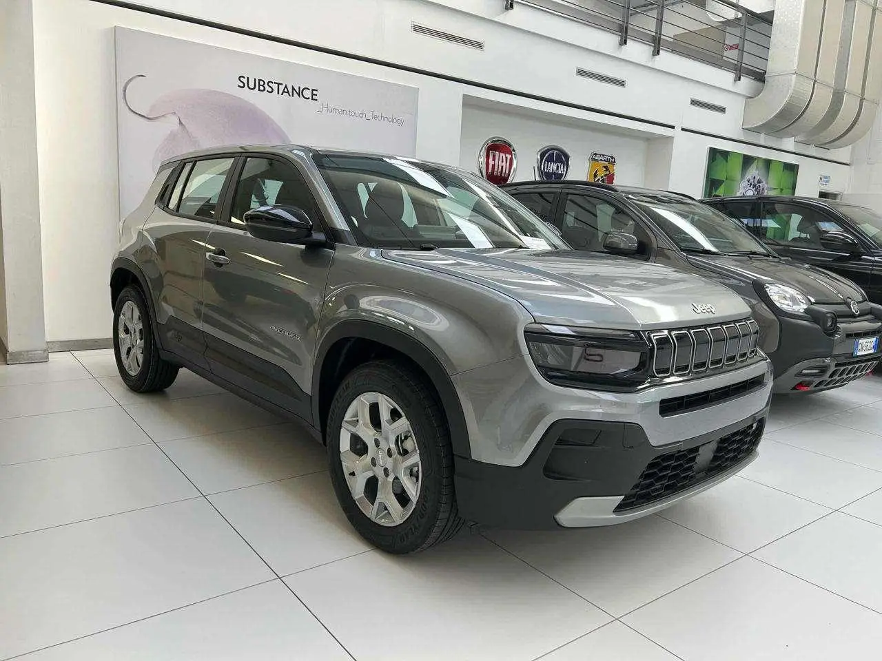 Photo 1 : Jeep Avenger 2024 Essence