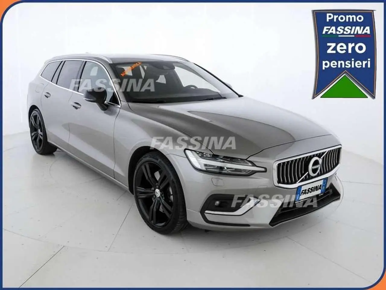 Photo 1 : Volvo V60 2019 Essence