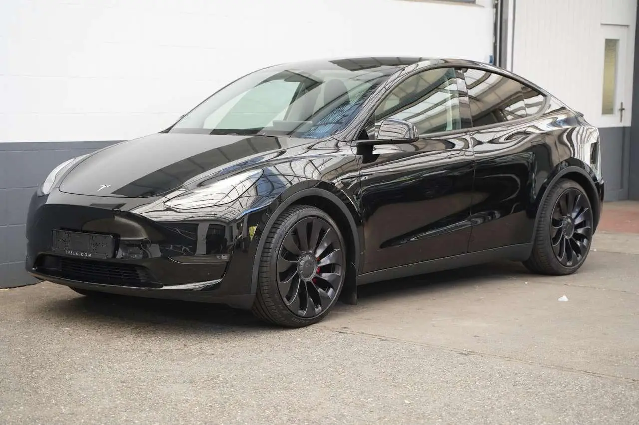 Photo 1 : Tesla Model Y 2022 Electric