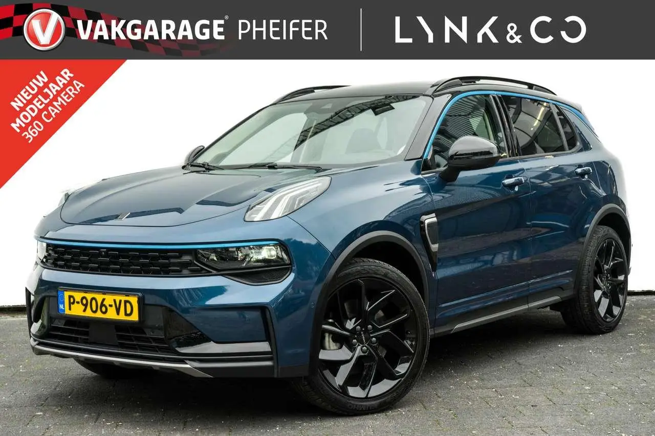 Photo 1 : Lynk & Co 01 2022 Hybrid