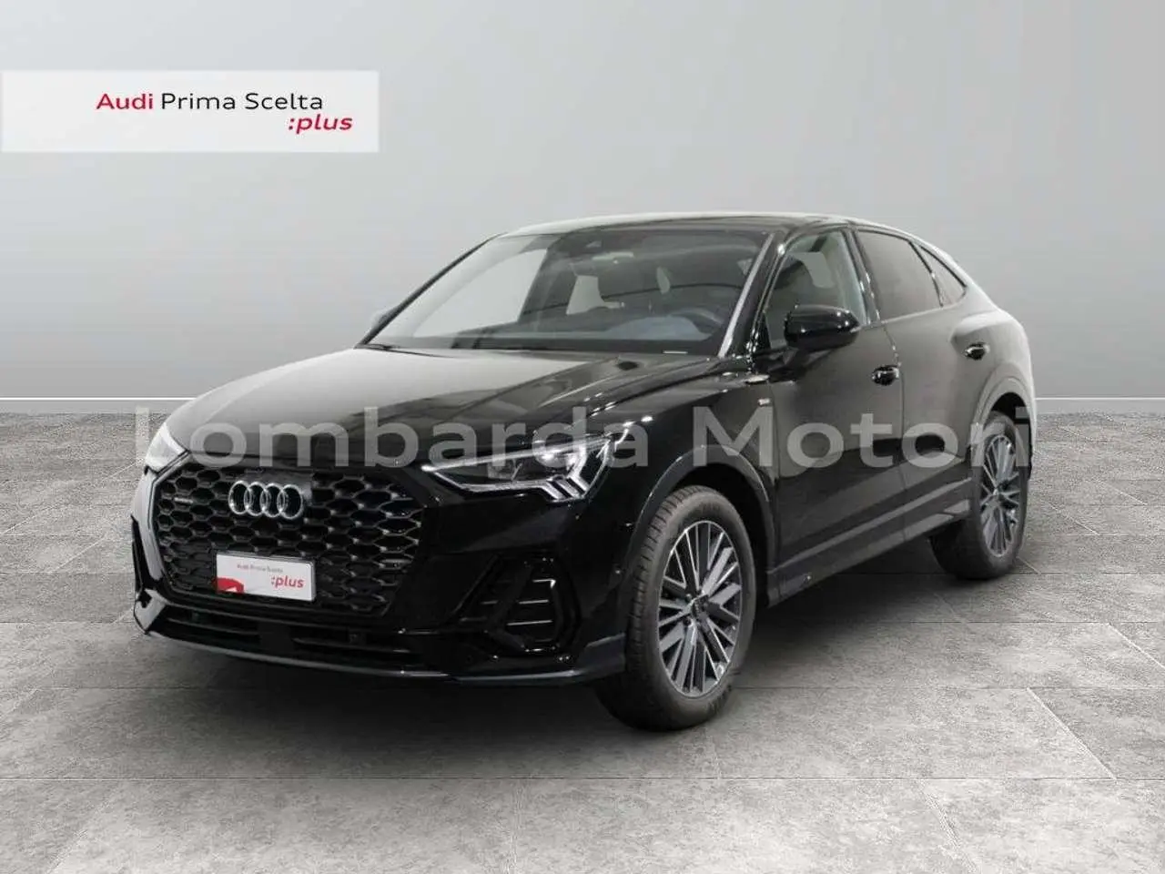 Photo 1 : Audi Q3 2023 Diesel