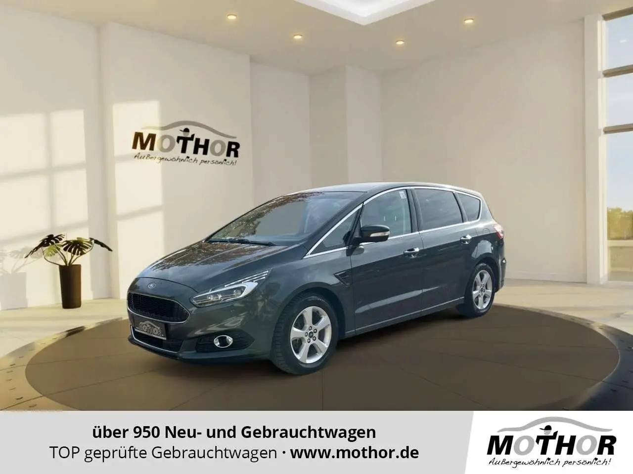 Photo 1 : Ford S-max 2015 Petrol