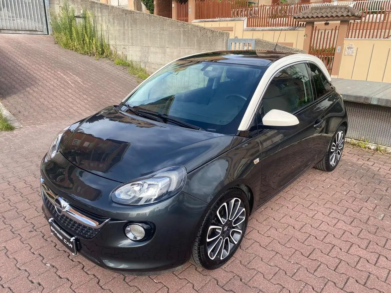 Photo 1 : Opel Adam 2019 Essence