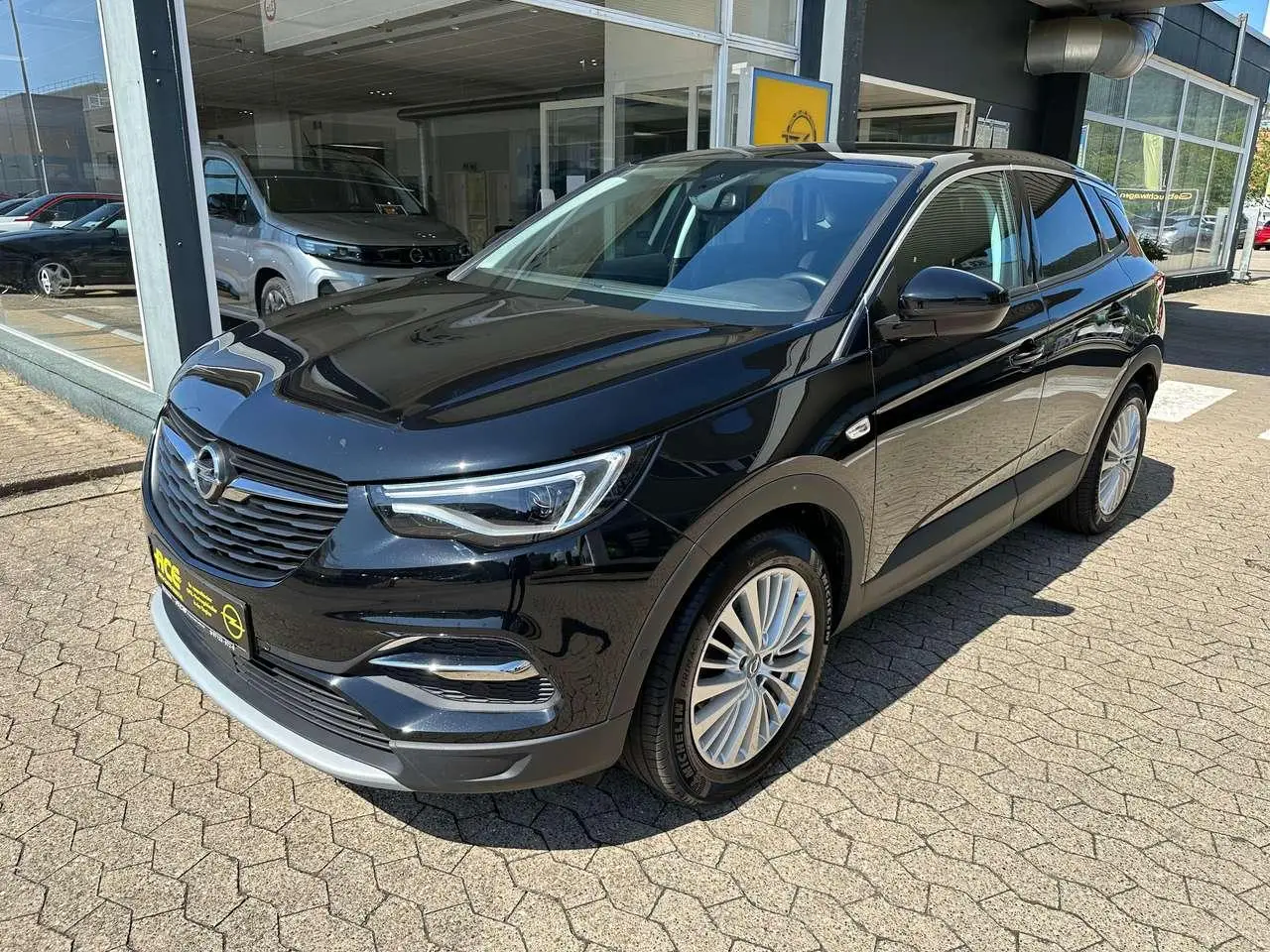 Photo 1 : Opel Grandland 2021 Petrol