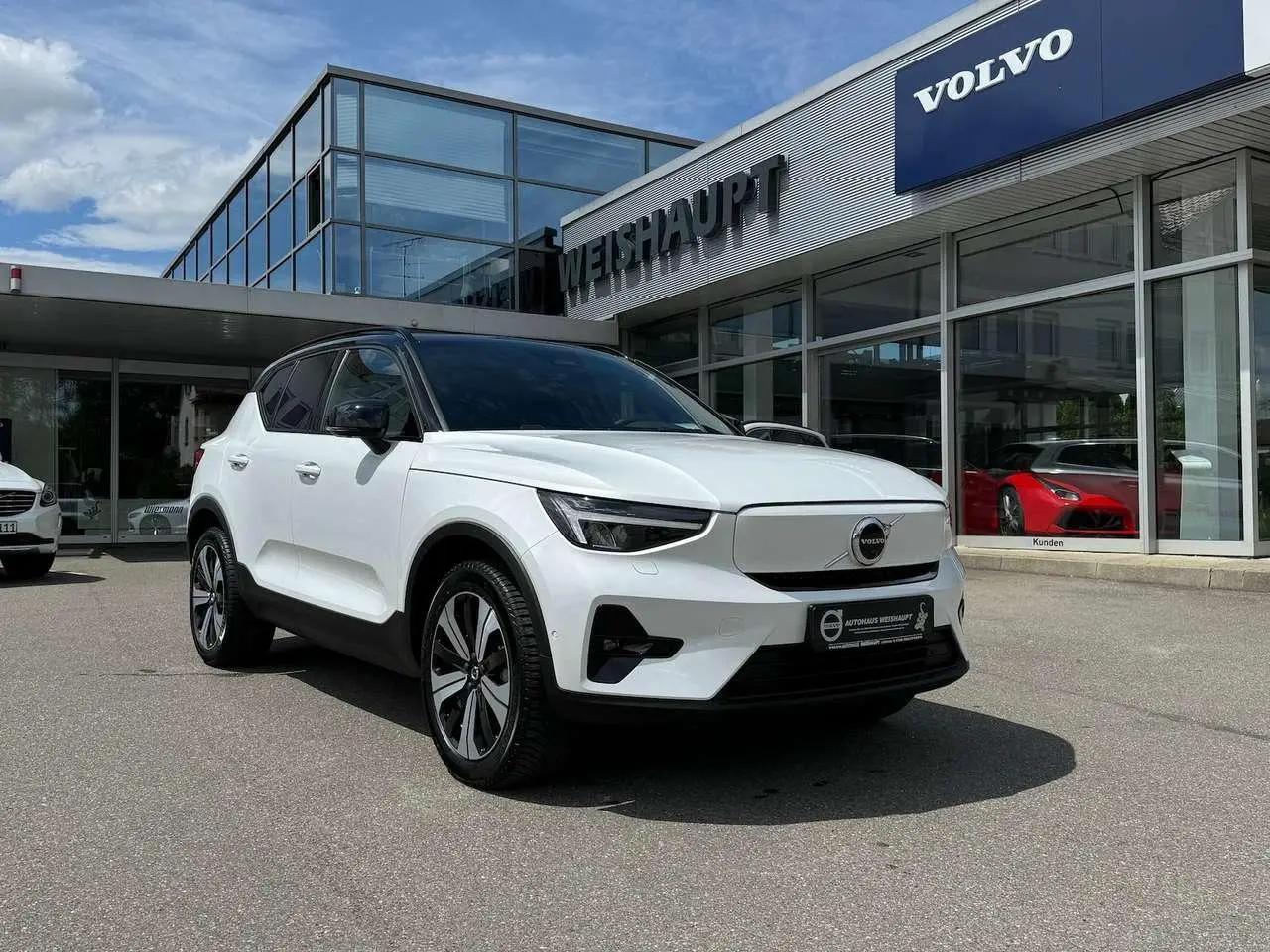 Photo 1 : Volvo Xc40 2023 Electric