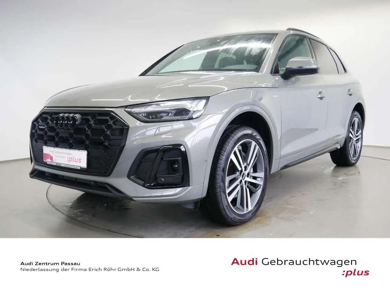 Photo 1 : Audi Q5 2023 Hybride