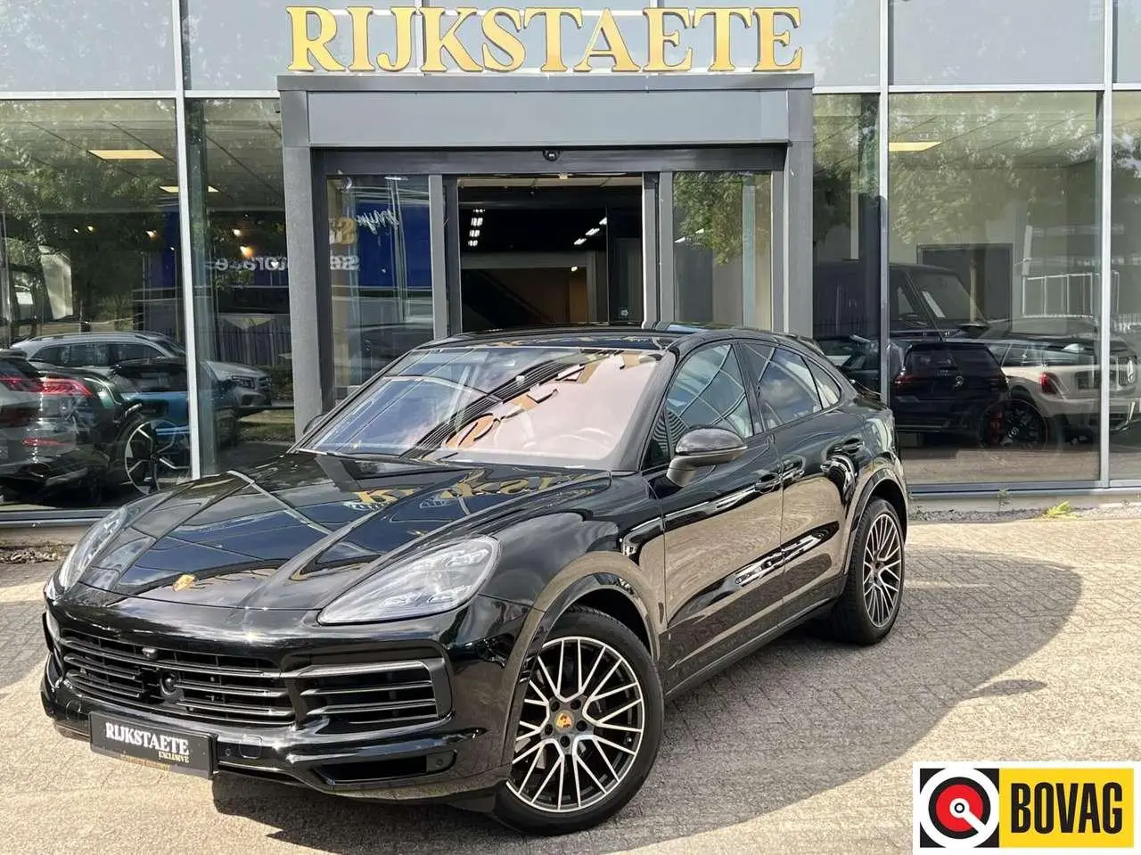 Photo 1 : Porsche Cayenne 2019 Petrol