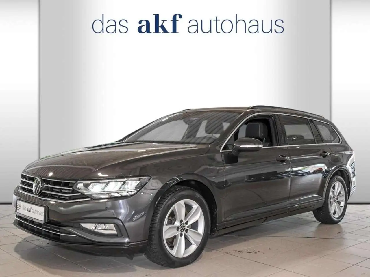 Photo 1 : Volkswagen Passat 2023 Diesel