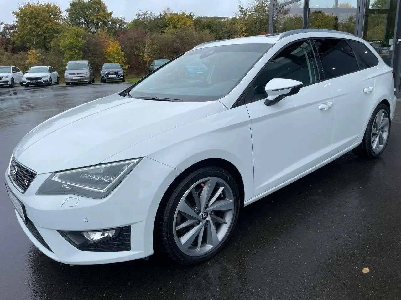 Photo 1 : Seat Leon 2016 Petrol