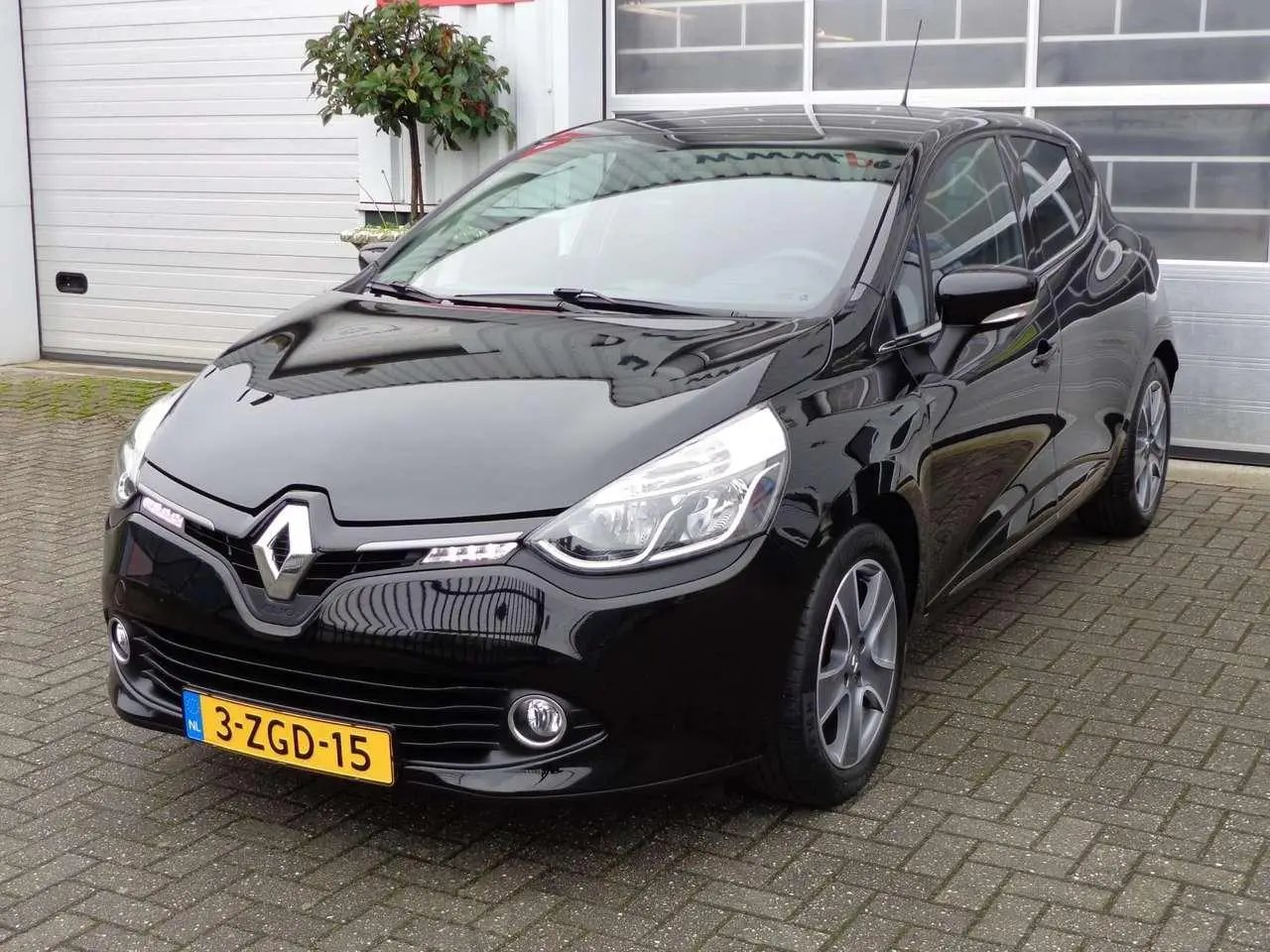 Photo 1 : Renault Clio 2015 Petrol