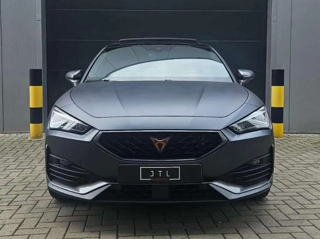 Photo 1 : Cupra Leon 2020 Hybride