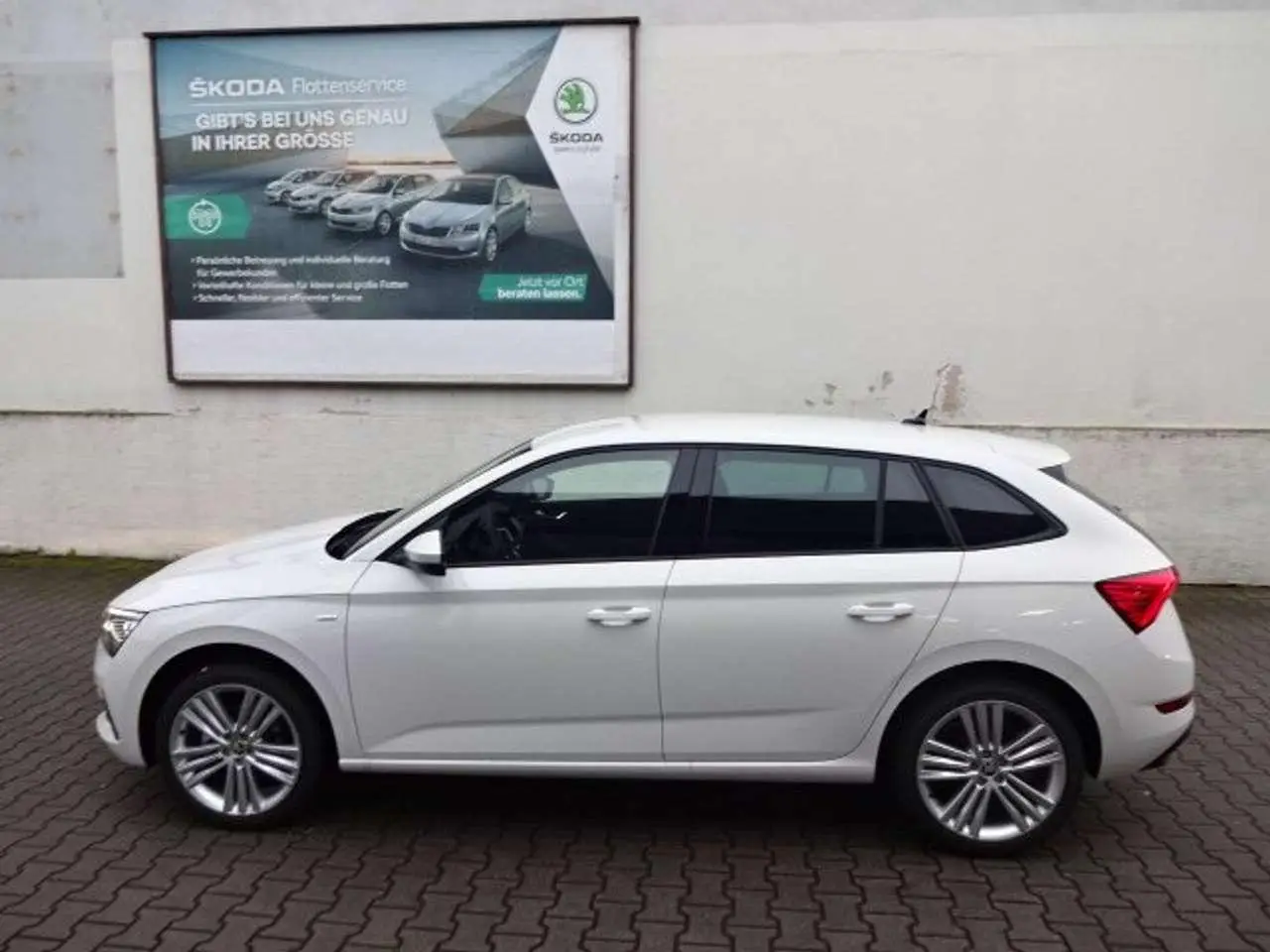 Photo 1 : Skoda Scala 2023 Essence