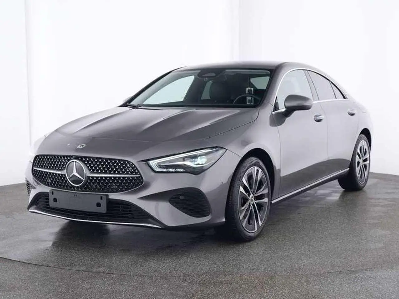 Photo 1 : Mercedes-benz Classe Cla 2023 Petrol