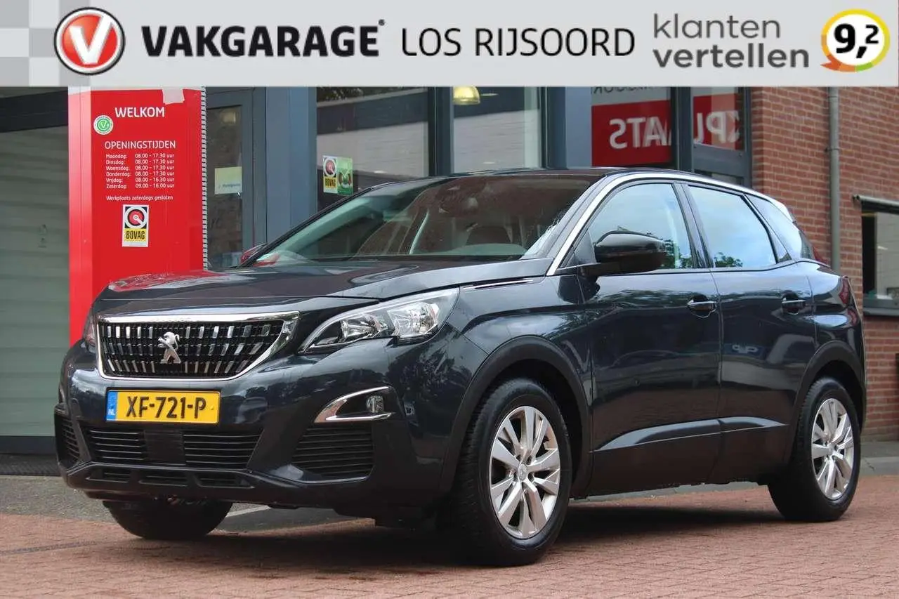 Photo 1 : Peugeot 3008 2019 Essence