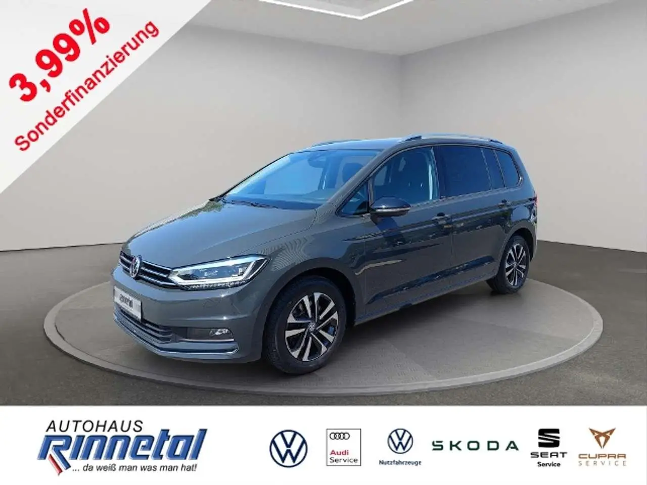 Photo 1 : Volkswagen Touran 2020 Essence