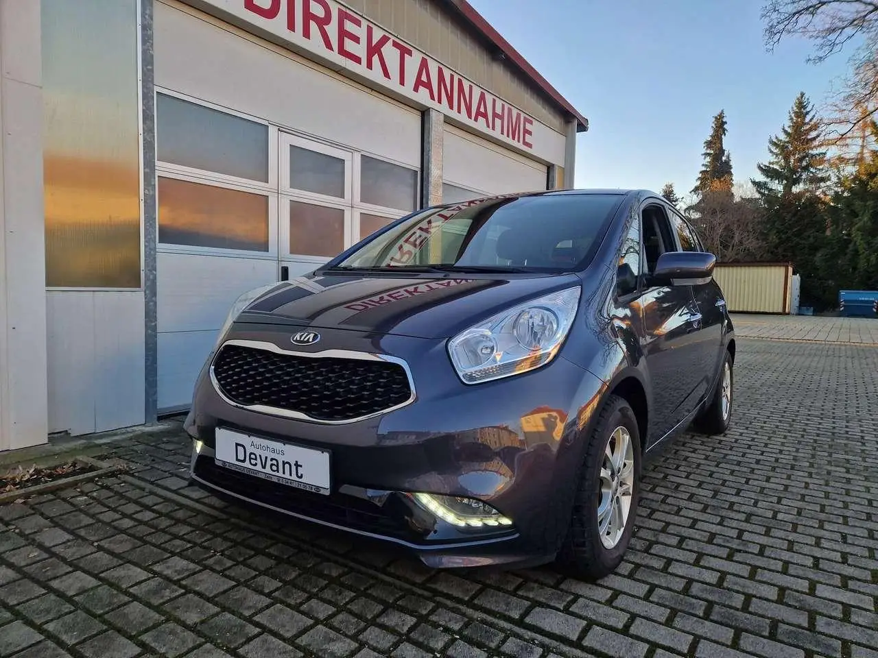 Photo 1 : Kia Venga 2015 Petrol