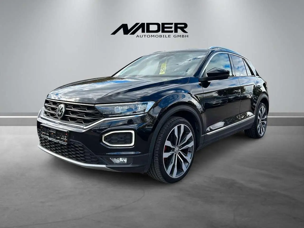 Photo 1 : Volkswagen T-roc 2019 Essence