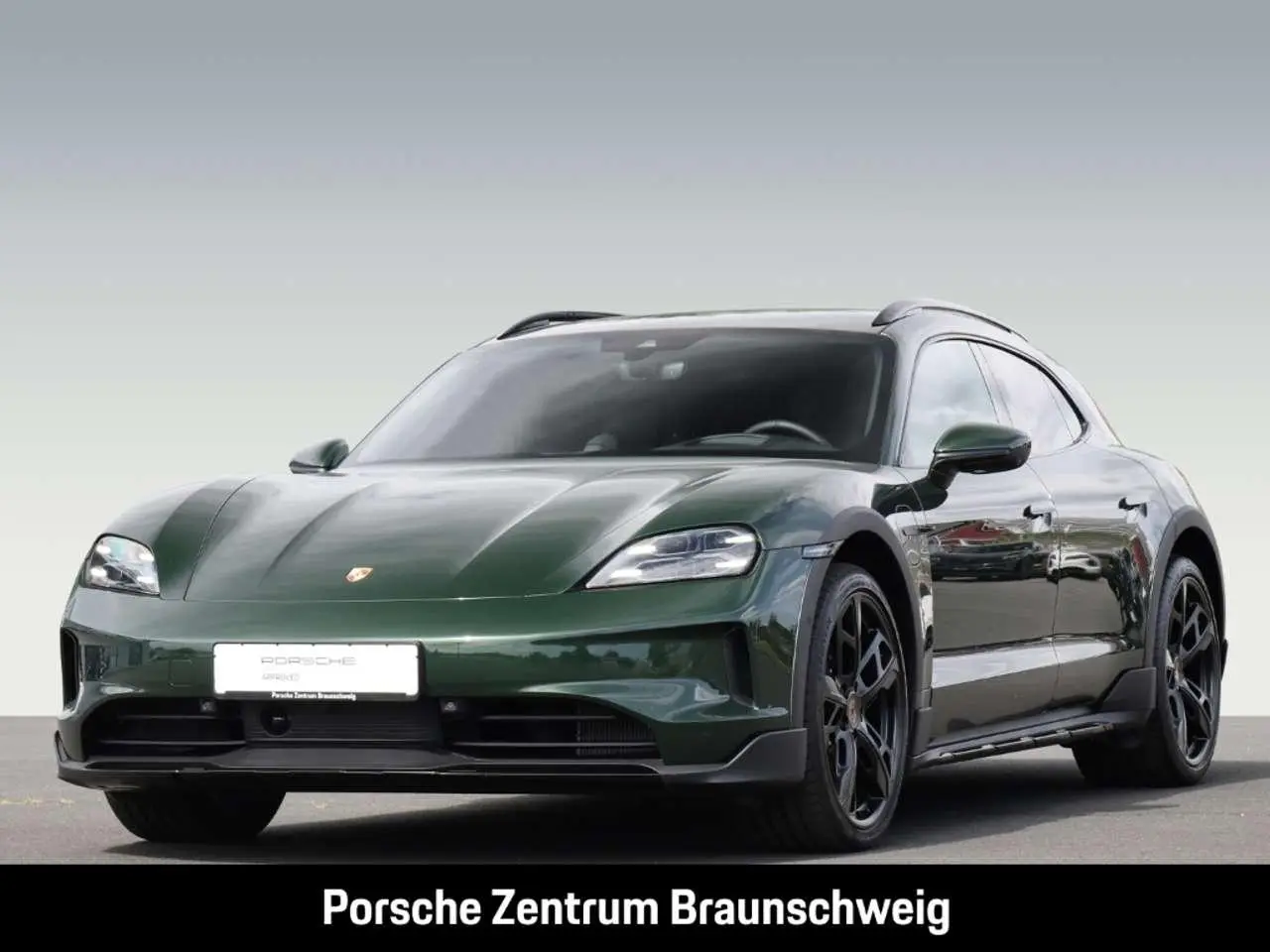 Photo 1 : Porsche Taycan 2024 Electric