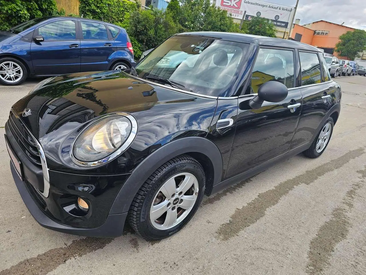 Photo 1 : Mini One 2015 Petrol