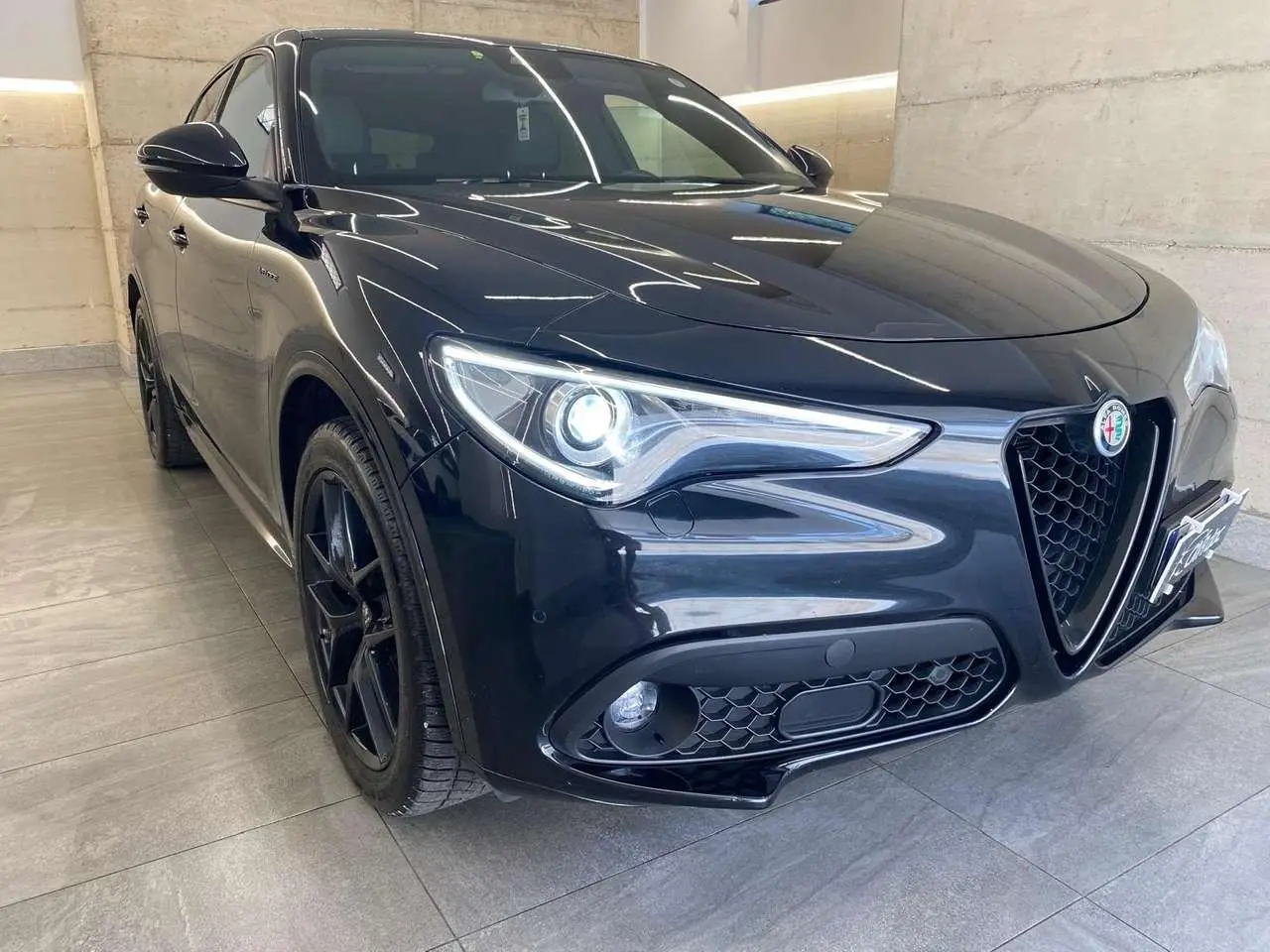 Photo 1 : Alfa Romeo Stelvio 2022 Diesel