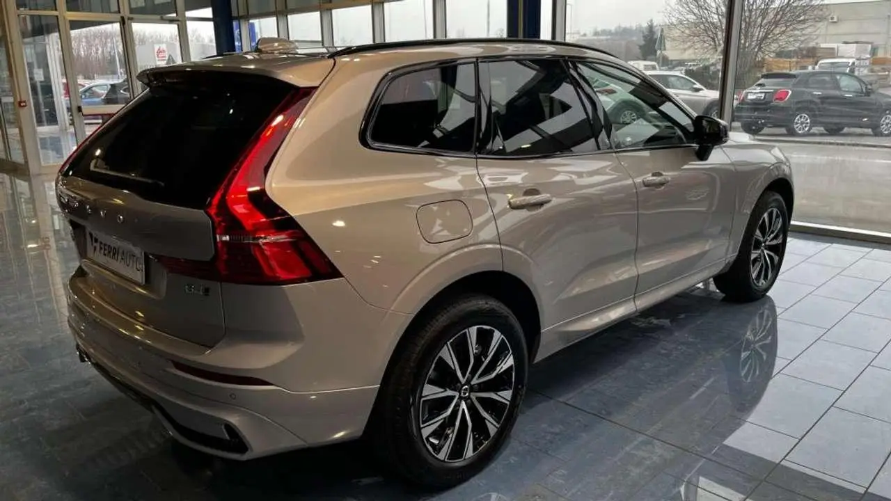 Photo 1 : Volvo Xc60 2024 Hybride