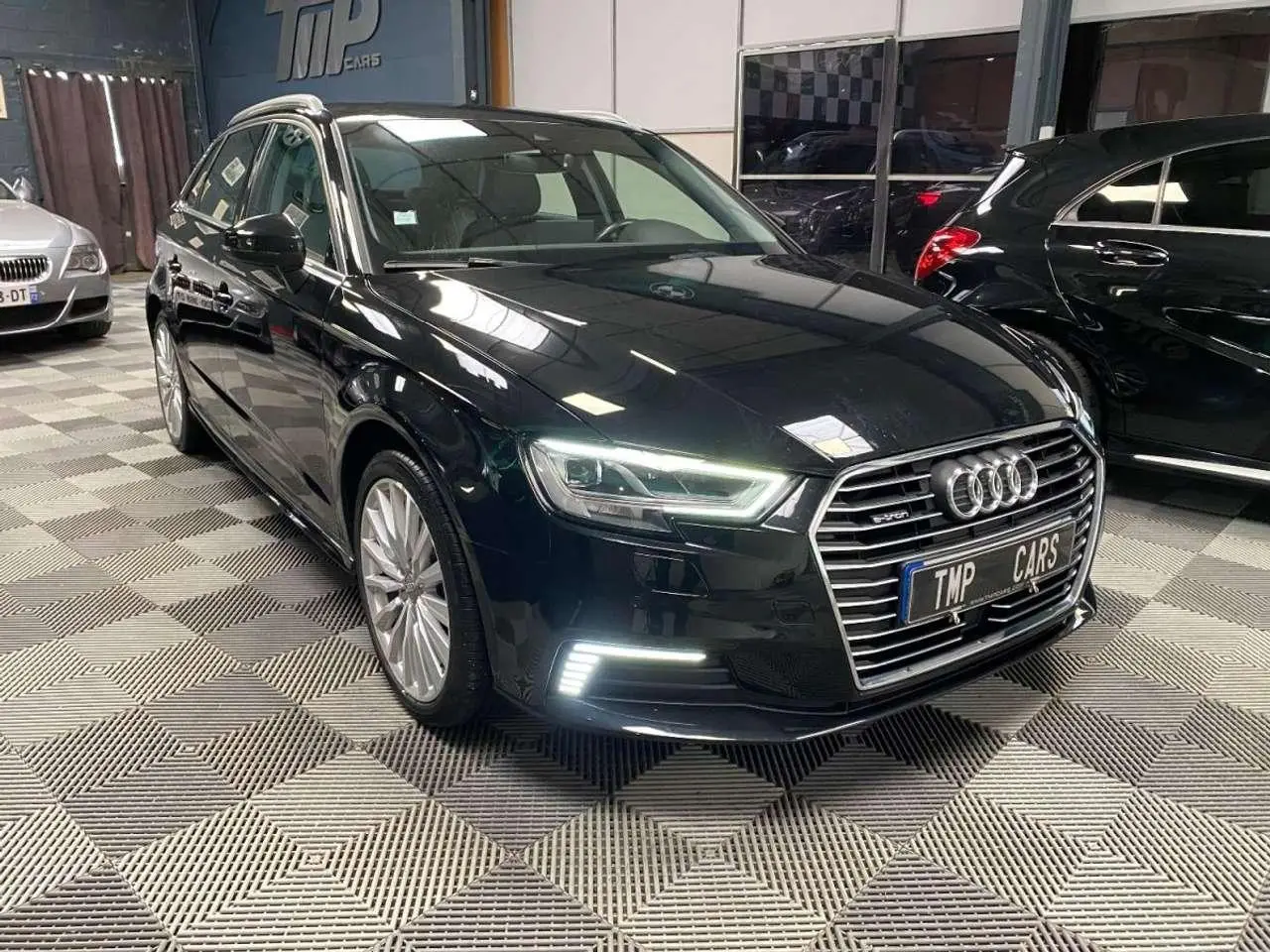 Photo 1 : Audi A3 2018 Others