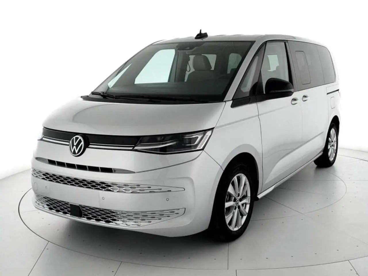 Photo 1 : Volkswagen T7 2024 Hybrid