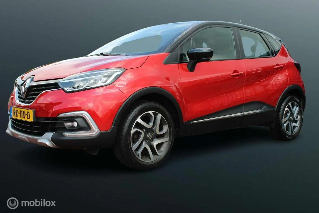 Photo 1 : Renault Captur 2017 Petrol