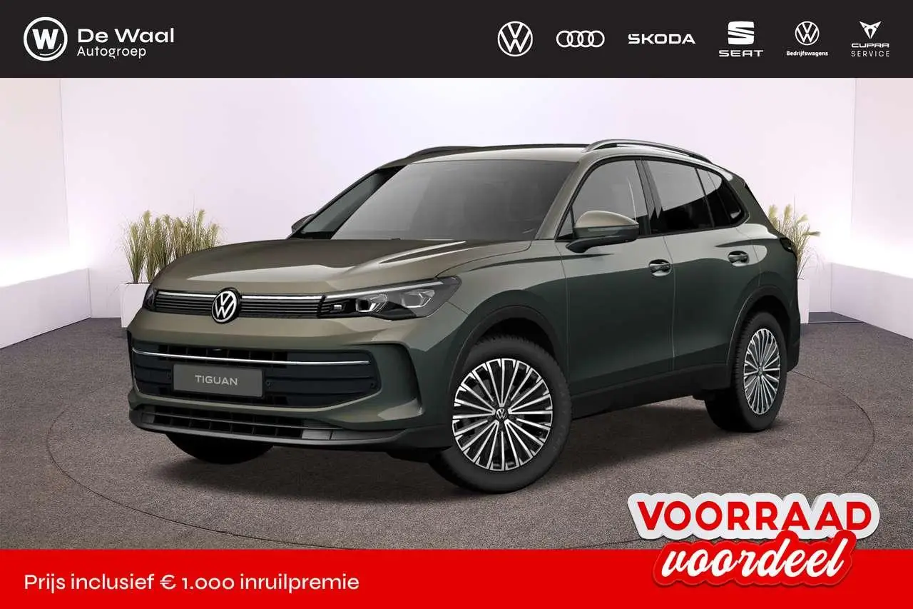 Photo 1 : Volkswagen Tiguan 2024 Petrol