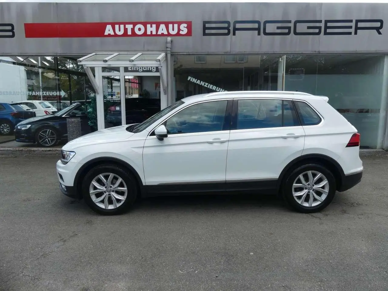 Photo 1 : Volkswagen Tiguan 2016 Diesel