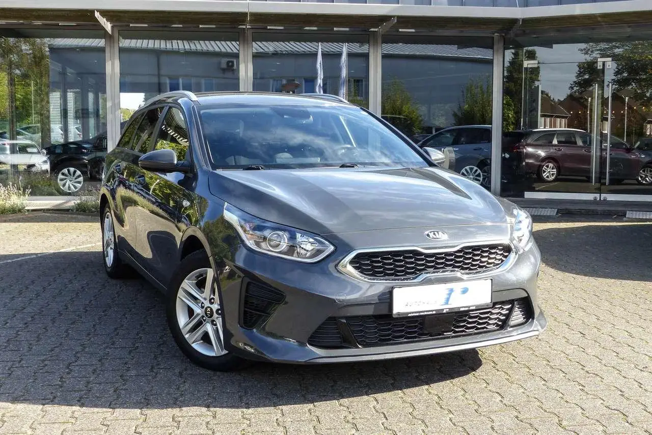 Photo 1 : Kia Ceed 2021 Petrol