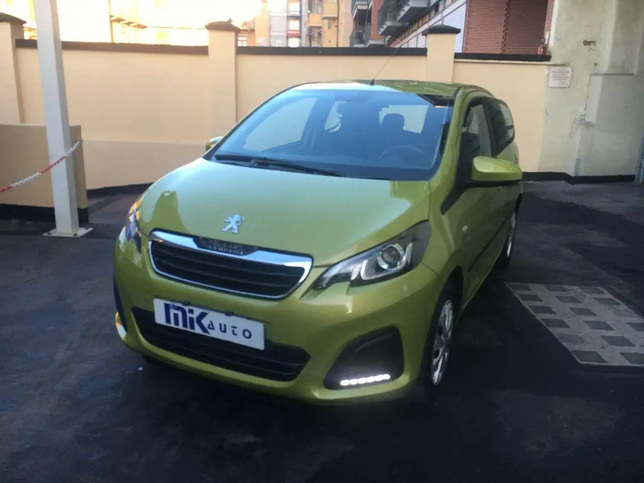 Photo 1 : Peugeot 108 2018 Petrol