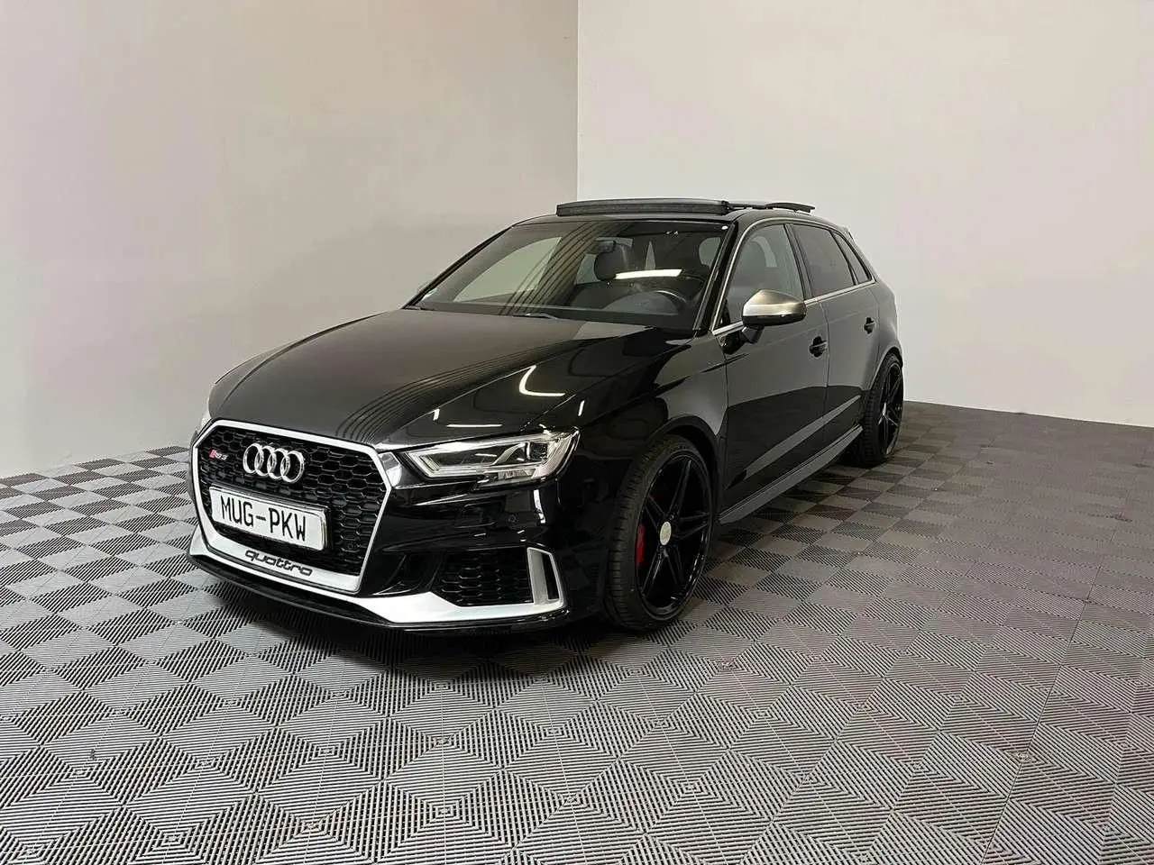 Photo 1 : Audi Rs3 2019 Petrol