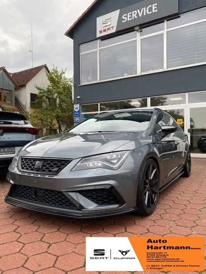 Photo 1 : Seat Leon 2017 Petrol