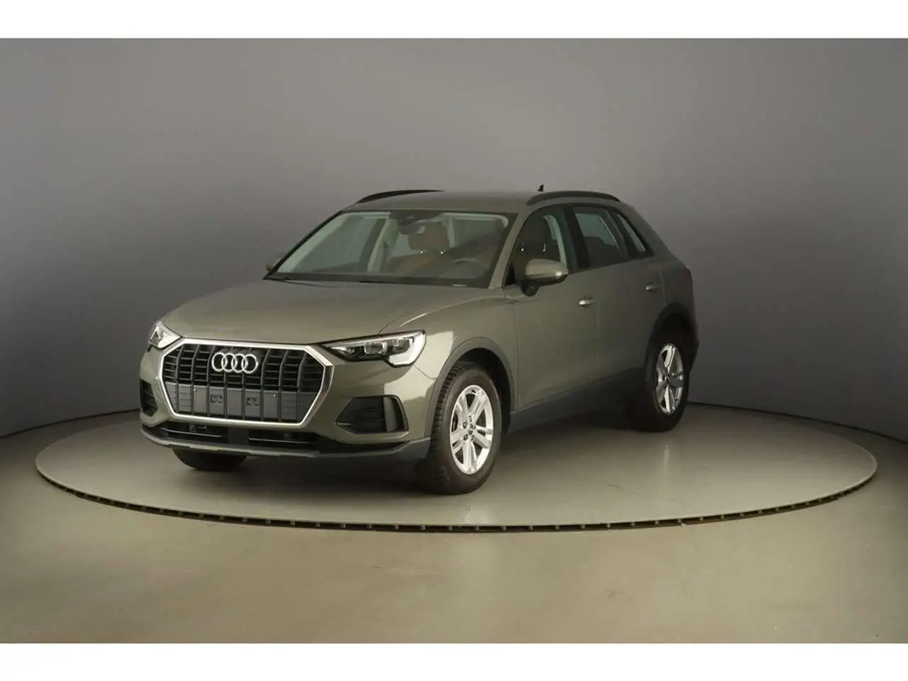 Photo 1 : Audi Q3 2019 Essence