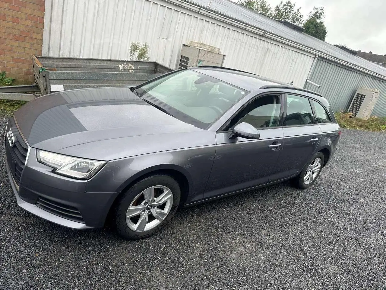 Photo 1 : Audi A4 2017 Autres