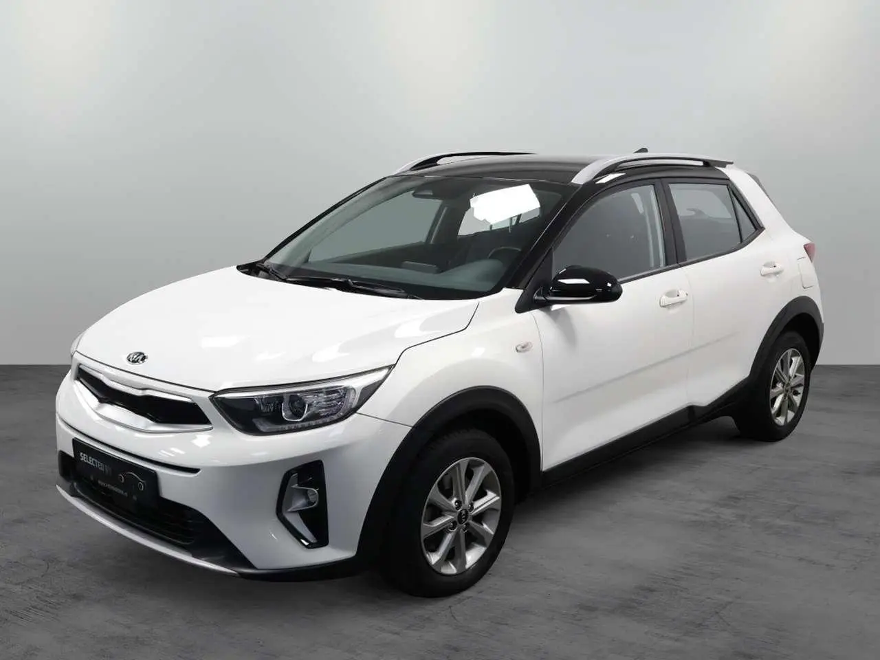 Photo 1 : Kia Stonic 2021 Petrol