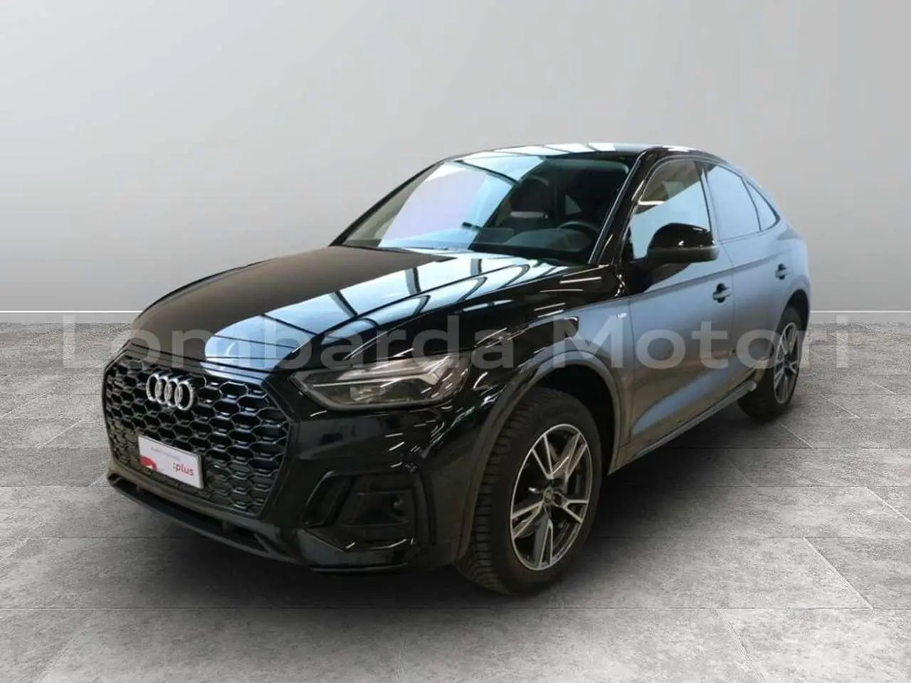 Photo 1 : Audi Q5 2022 Hybrid