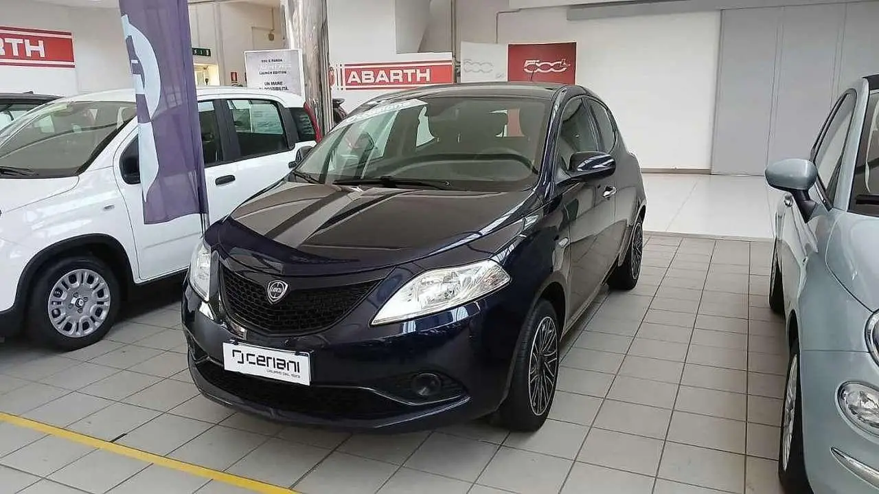 Photo 1 : Lancia Ypsilon 2019 LPG