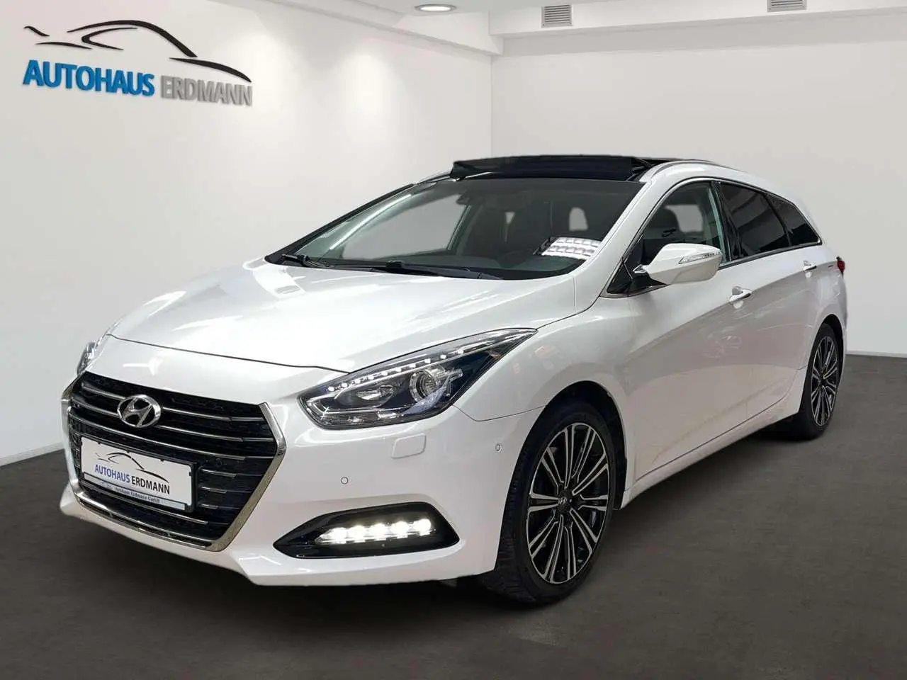 Photo 1 : Hyundai I40 2016 Essence