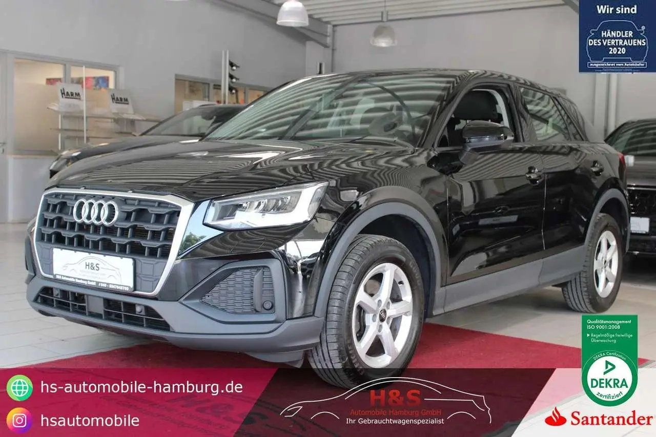 Photo 1 : Audi Q2 2023 Essence