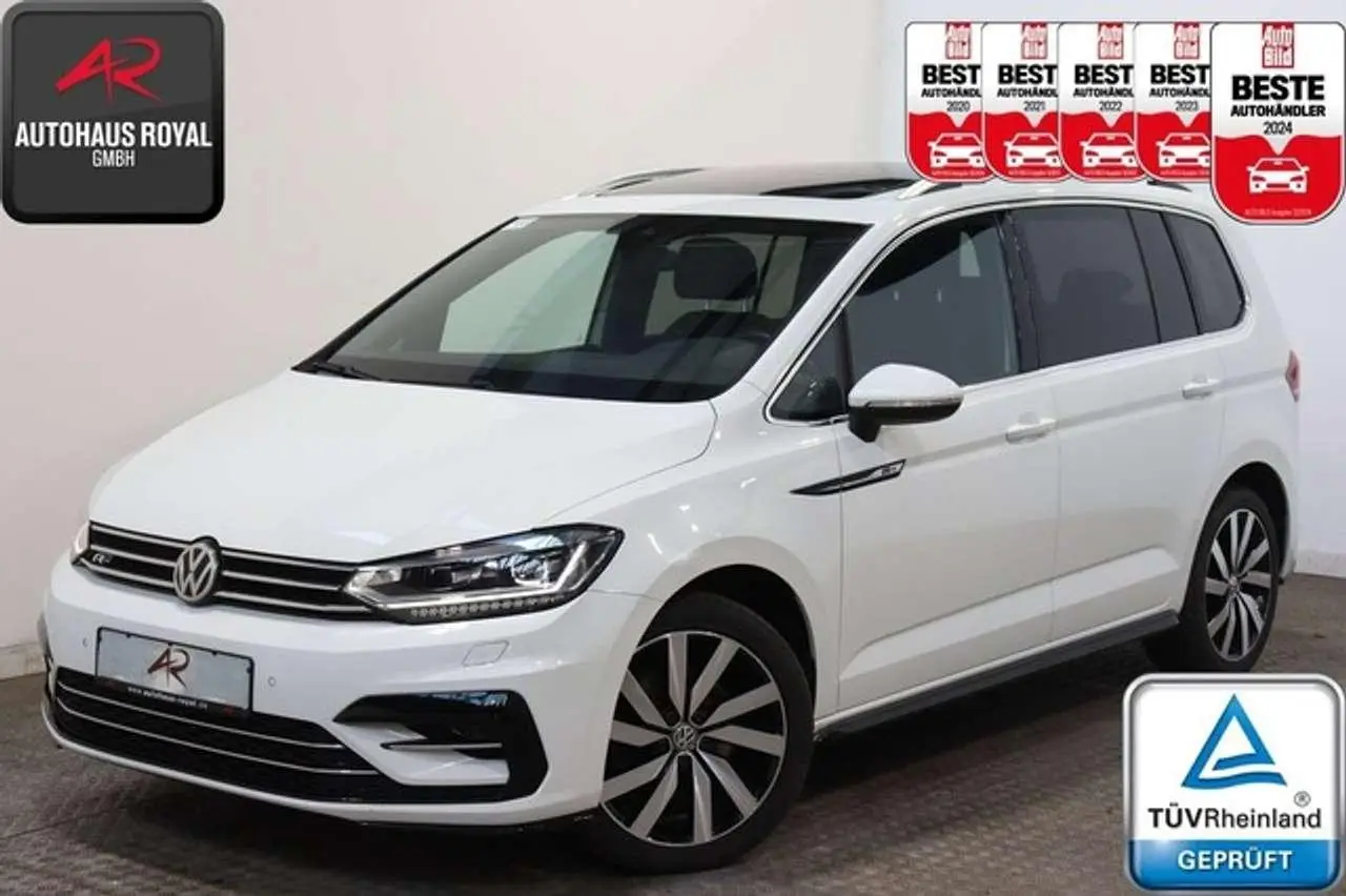 Photo 1 : Volkswagen Touran 2016 Essence