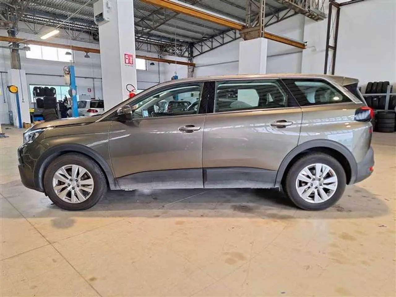 Photo 1 : Peugeot 5008 2020 Diesel